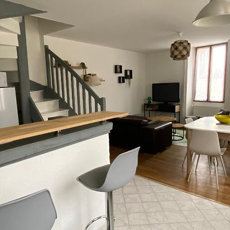 Maison Au Centre De Tanlay Villa Esterno foto